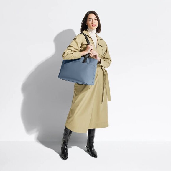 Brand NEW Away Luggage The Everywhere Tote Cloud Gray Travel Bag - Never Opened! - Picture 5 of 9